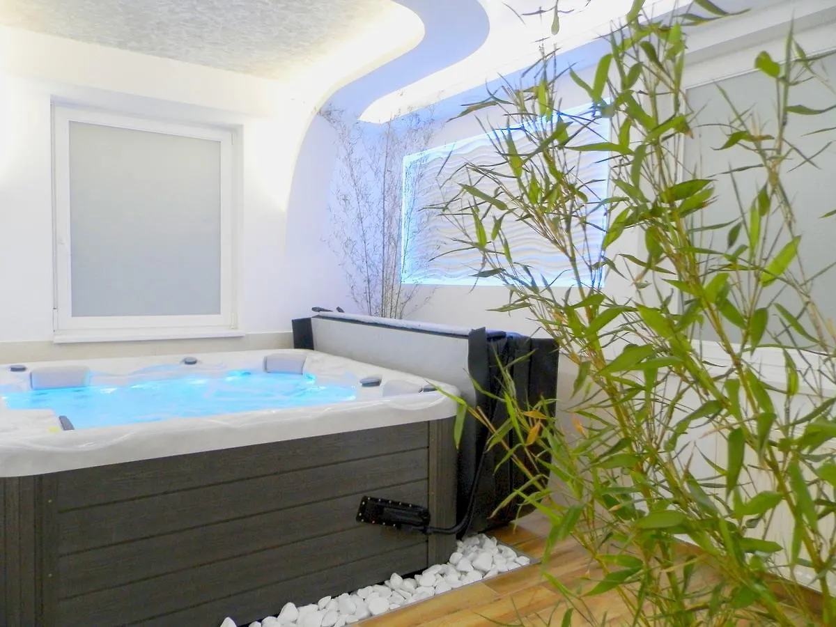 Katalin Boutique & Wellness Apartmanok Hajdúszoboszló Apartament